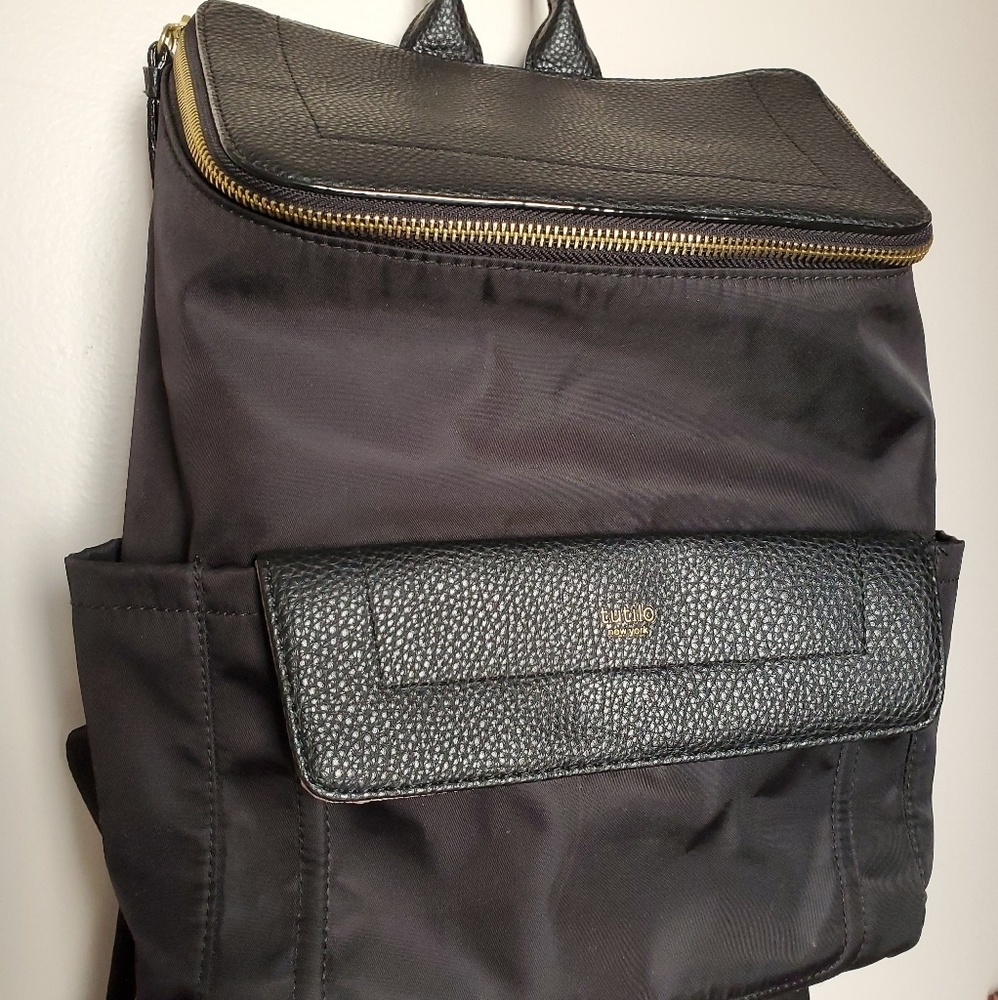 Tutilo Purse/Backpack